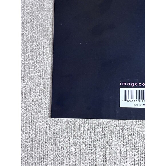 Saga Chapter 19 Diamond Retailer Summit Ed Variant SS Brian K. Vaughan Image - Picture 8 of 15